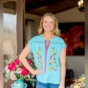 New! The Pioneer Woman Embroidered Ruffle Hem Blouse